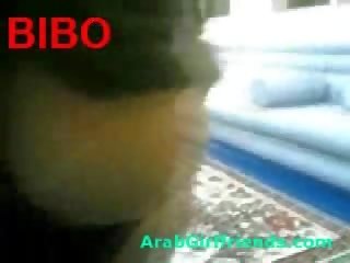 Het stor boob arab suger och rider stor tabbe i amatör pov