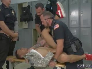 Bingkah polisi homoseks pria seks video dan groovy pria seks mengikat tubuh