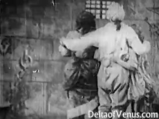 Bastille den - antický porno 1920