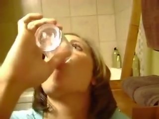 Kristen drinking sperm Video
