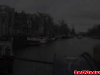 حقيقي هولندي وقحة ركوب الخيل و تمتص قذر فيديو رحلة صبي